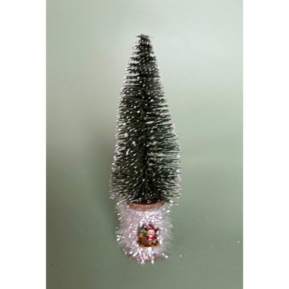 Handcrafted Bottle Brush Tree on Decorated Thread Spool Holiday Décor SPT10 - Picture 1 of 3